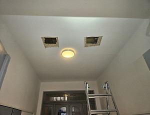 Zateplení stropu nad podlahou bytu pomocí foukané izolace